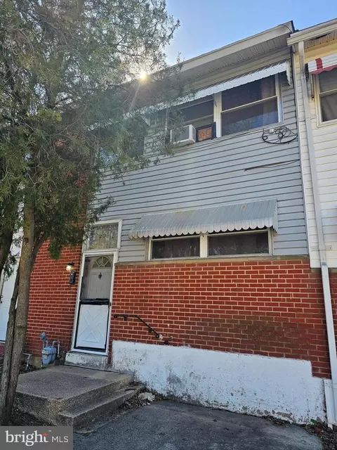 29 Kingston Rd, New Castle, DE 19720