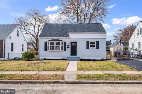 111 Vilone Rd, Wilmington, DE 19805