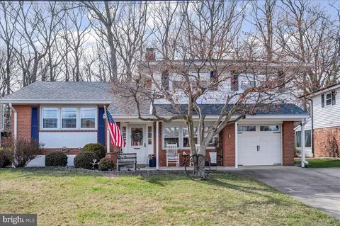2664 Whitman Dr, Wilmington, DE 19808