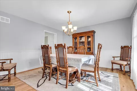 Dining - 12 Kenwick Rd, Hockessin, DE 19707 photo 1 of 4