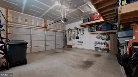 Entry Way - 546 Stonehaven Dr, Townsend, DE 19734 photo 16 of 16