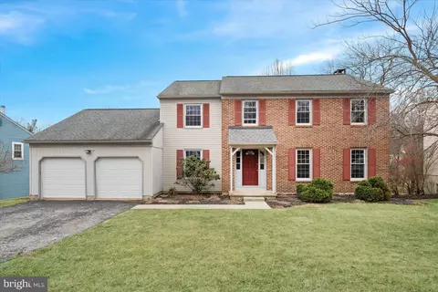 28 Winding Hill Dr, Hockessin, DE 19707