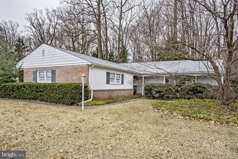 221 Mercury Rd, Newark, DE 19711