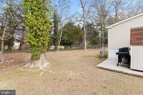 98 N Dragon Dr #122, Bear, DE 19701 photo 17