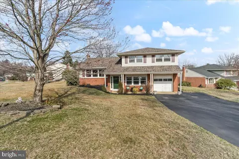 2619 Fogg Ln, Wilmington, DE 19808