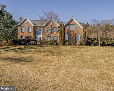 3 Naudain Cir, Newark, DE 19711