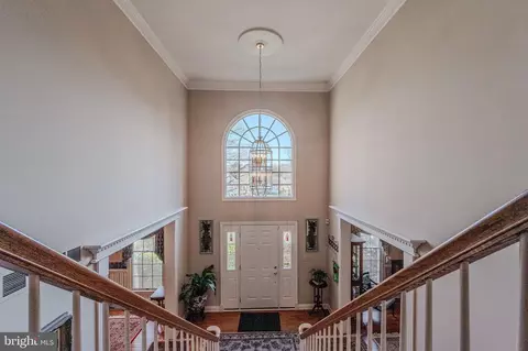 Entry Way - 3 Naudain Cir, Newark, DE 19711 photo 7 of 8
