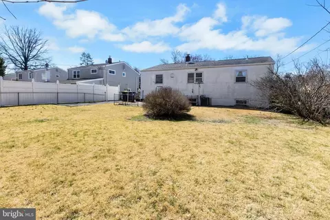 Exterior - 21 Cornwall Rd, New Castle, DE 19720 photo 7 of 7