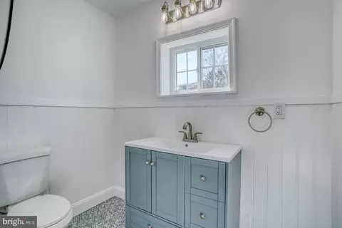 Bath - 613 Taylor St, Townsend, DE 19734 photo 1 of 3