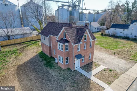 Exterior - 613 Taylor St, Townsend, DE 19734 photo 3 of 4