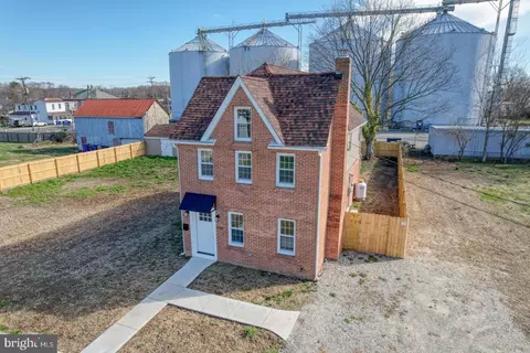 Exterior - 613 Taylor St, Townsend, DE 19734 photo 2 of 4