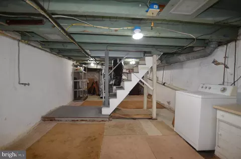 Entry Way - 108 E 2nd St, New Castle, DE 19720 photo 2 of 2
