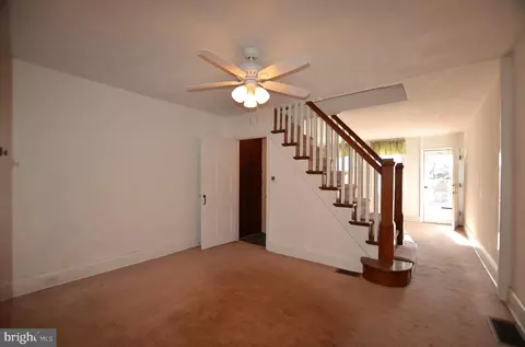 Living - 108 E 2nd St, New Castle, DE 19720 photo 4 of 4