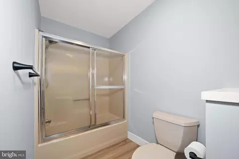 Entry Way - 20 Forest Ridge Rd, Newark, DE 19711 photo 4 of 5