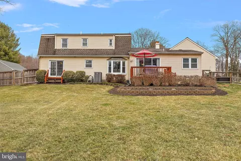 Exterior - 1003 White Birch Dr, Newark, DE 19713 photo 3 of 7