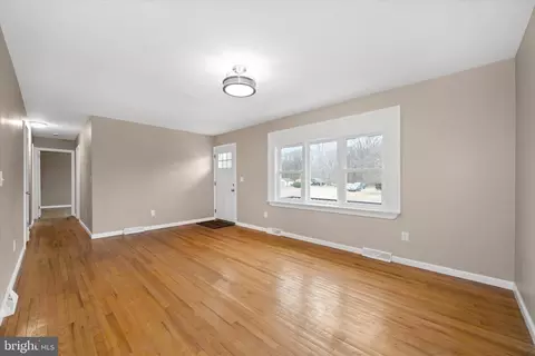 Living - 223 Edgewood Dr, Bear, DE 19701 photo 1 of 2