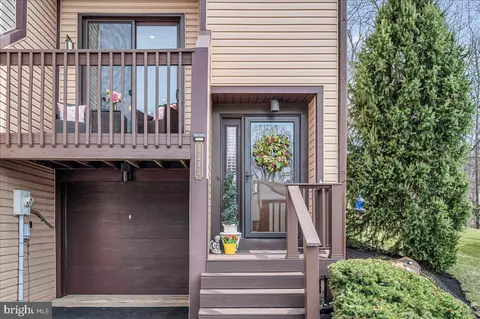 3245 Champions Dr, Wilmington, DE 19808