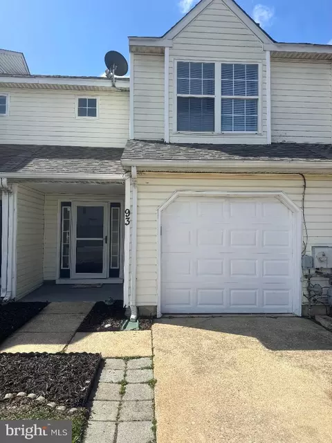 93 Auckland Dr, Newark, DE 19702
