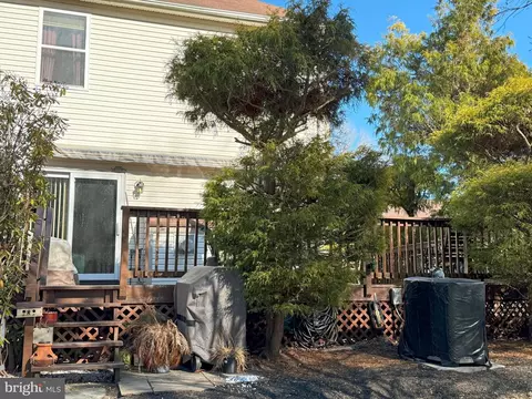 Exterior - 22 Chilmark Ct, Bear, DE 19701 photo 4 of 7