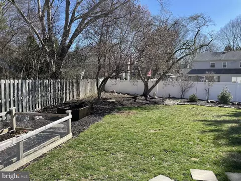 102 Danforth Pl, Wilmington, DE 19810 photo 12