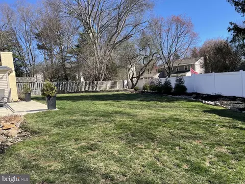102 Danforth Pl, Wilmington, DE 19810 photo 11