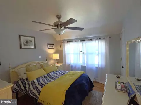 102 Danforth Pl, Wilmington, DE 19810 photo 13