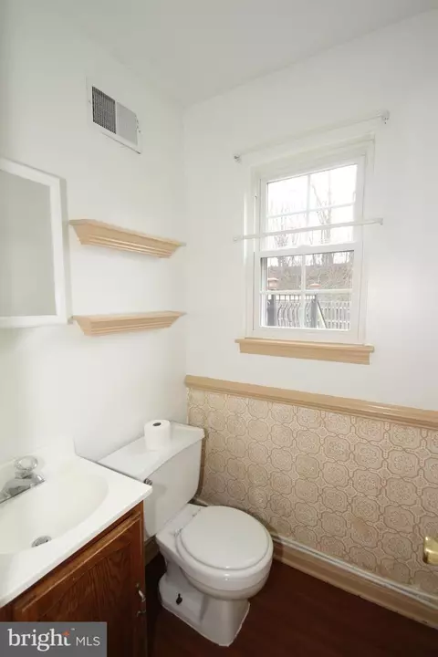 Bath - 431 Nilsen Rd, Bear, DE 19701 photo 1 of 3