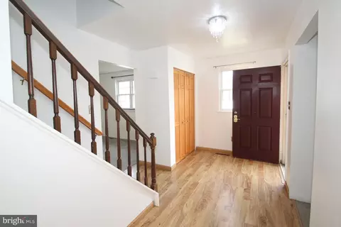 Entry Way - 431 Nilsen Rd, Bear, DE 19701 photo 2 of 2
