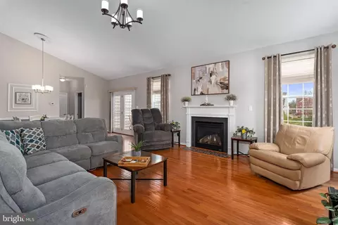 Living - 756 Cherry Tree Rd, Middletown, DE 19709 photo 1 of 1