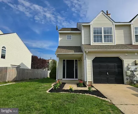 130 Auckland Dr, Newark, DE 19702