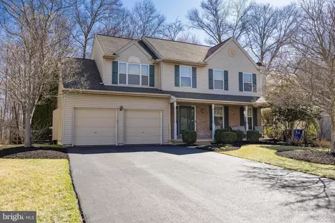 5 Charles Pt, Newark, DE 19702