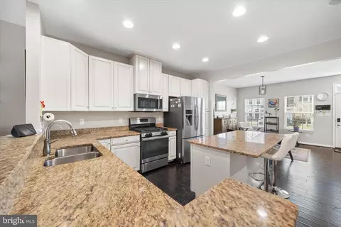 Kitchen - 103 E General Grey Ct, Newark, DE 19702 photo 3 of 4