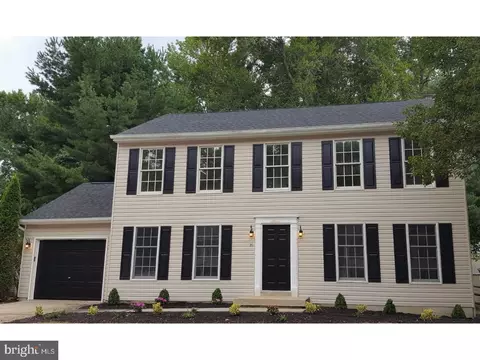 16 Gloucester Ct, Newark, DE 19702