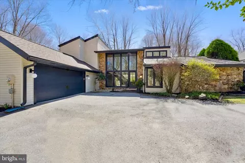 1007 Thaxten Ln, Wilmington, DE 19807