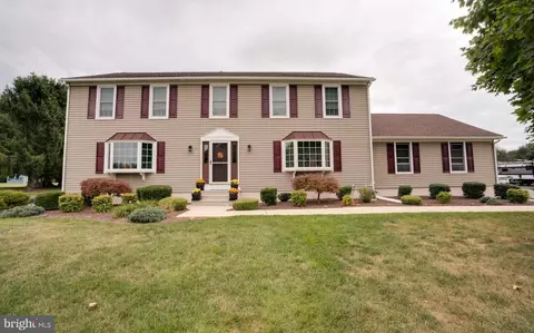 215 Oak Dr, Middletown, DE 19709