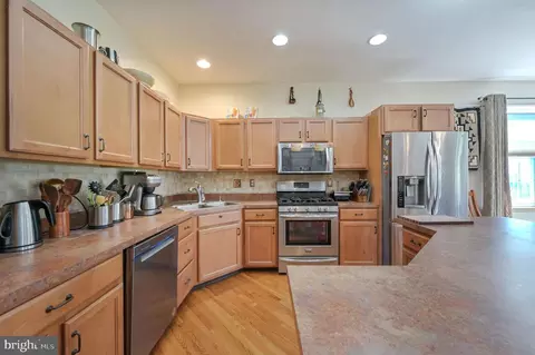 Kitchen - 603 Corwin Ct, Bear, DE 19701 photo 2 of 4