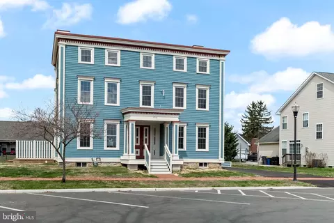 136 Washington St, Delaware City, DE 19706