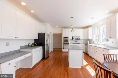Kitchen - 42 Springbrook Ln, Newark, DE 19711 photo 1 of 5