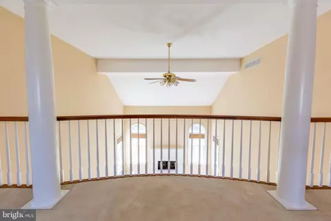 Entry Way - 42 Springbrook Ln, Newark, DE 19711 photo 4 of 5