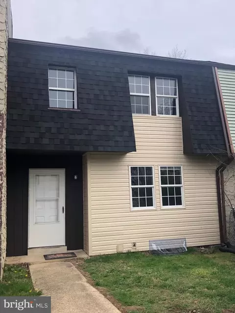 1205 Flanders Way, Newark, DE 19702