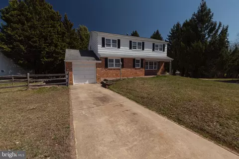 30 Timberline Dr, Newark, DE 19711 photo 3