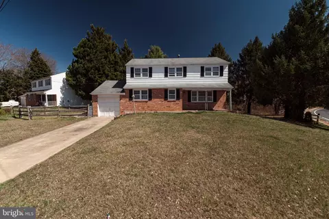 30 Timberline Dr, Newark, DE 19711