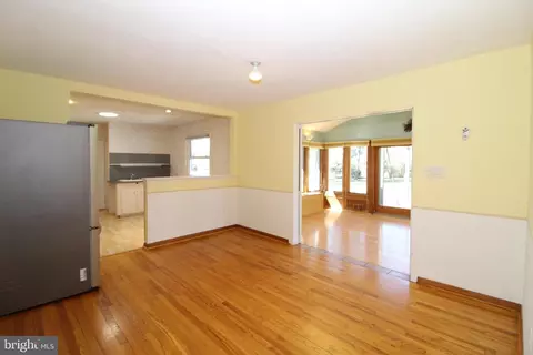 Living - 2711 Ebright Rd, Wilmington, DE 19810 photo 5 of 7