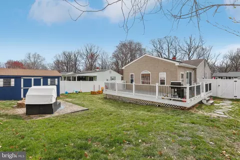 Exterior - 118 Phyllis Dr, Newark, DE 19711 photo 4 of 4