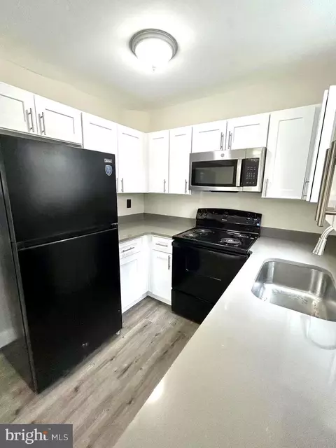 Kitchen - 19 Gull Turn Turn, Newark, DE 19702 photo 3 of 3