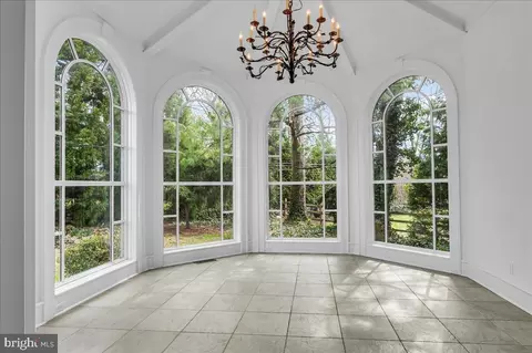 115 E Sutton Pl, Wilmington, DE 19810