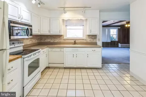 109 Edgeroad Ln, Wilmington, DE 19803 photo 11