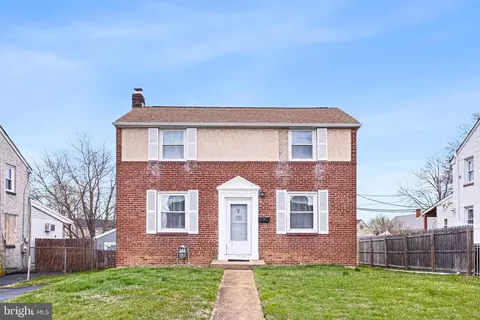 104 Buck Ln, New Castle, DE 19720