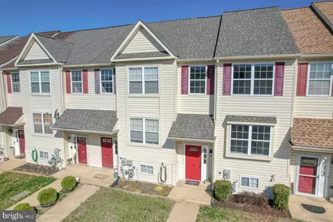 6 Franklin Dr, Middletown, DE 19709