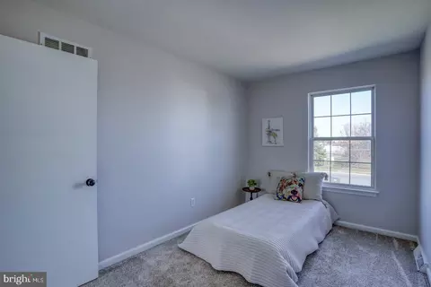 Bedroom - 6 Franklin Dr, Middletown, DE 19709 photo 5 of 6